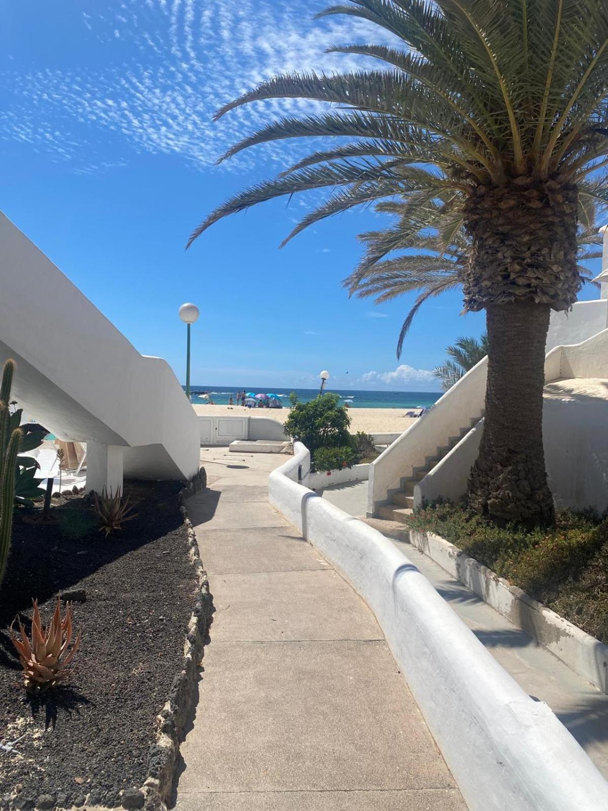 Cotillo Exterior foto